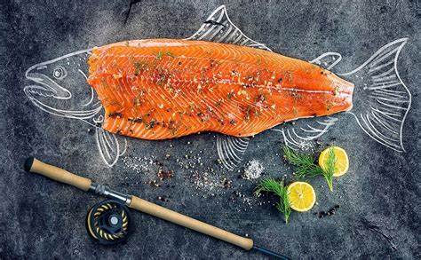 El salmón es pescado azul: Propiedades, beneficios y dudas resueltas